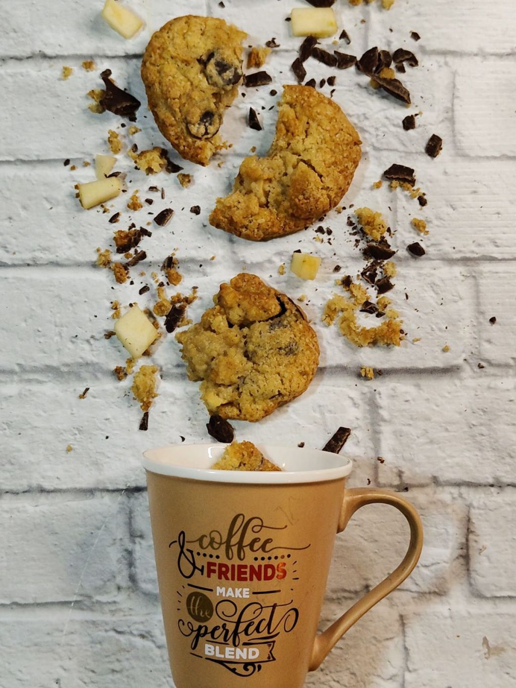 Cookies Mele e Cioccolato Fondente: Una Tentazione da&nbsp;Gustare!