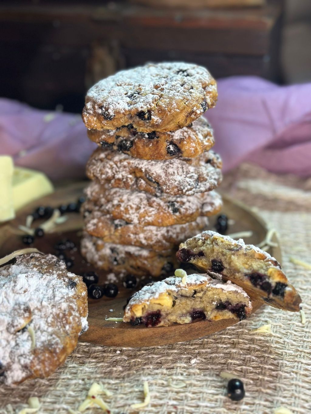Biscotti al cioccolato bianco e&nbsp;mirtilli