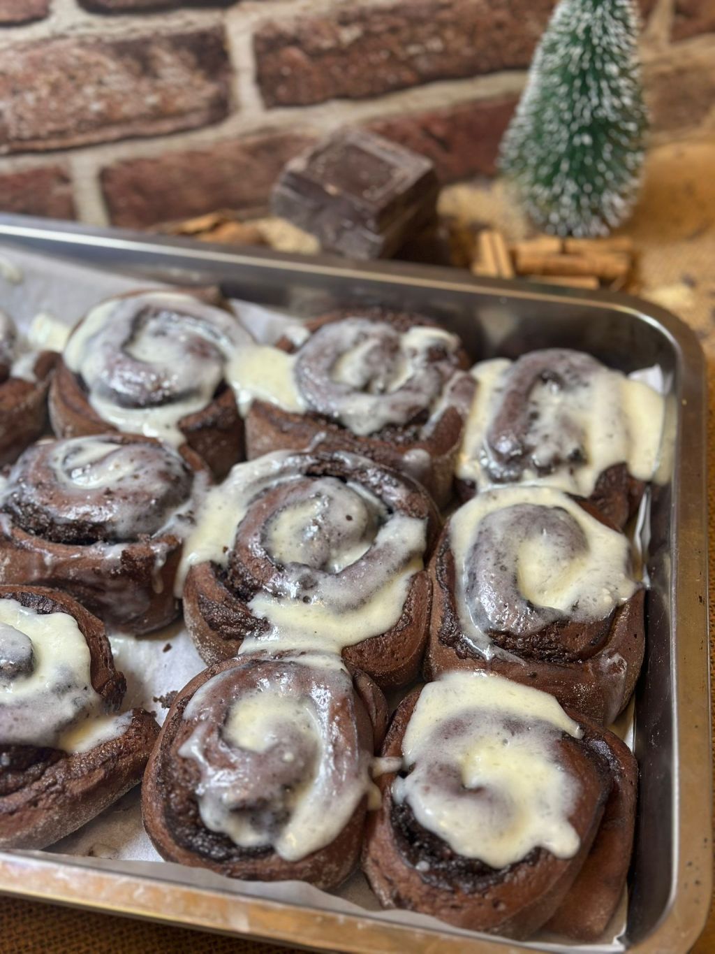 Cinnamon Roll al cacao con cuore di&nbsp;Nutella
